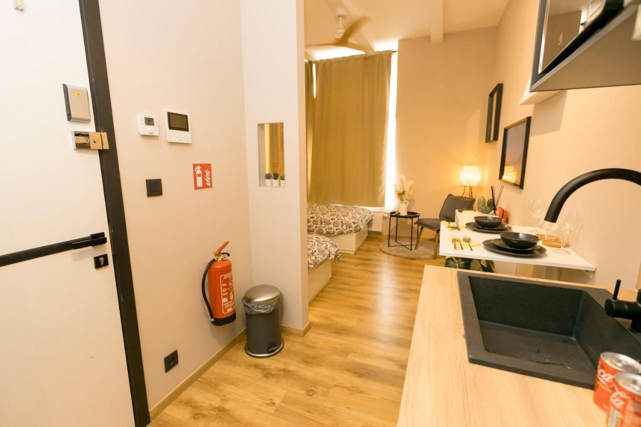 Golden Dove Luxury Aparts Брюссель Экстерьер фото